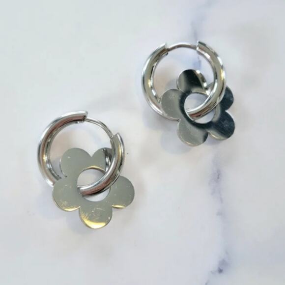 NEW Silver Flower Clover Huggie Hoop Earrings - Picture 2 of 8